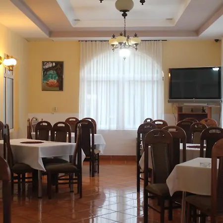 Guest house Pensiunea Hyperion Cormaia 3*