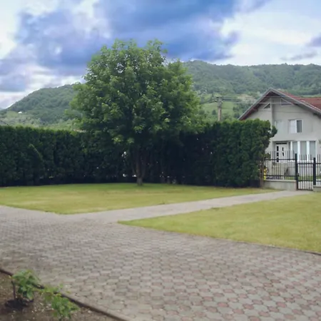Guest house Pensiunea Hyperion Cormaia Singeorz-Bai